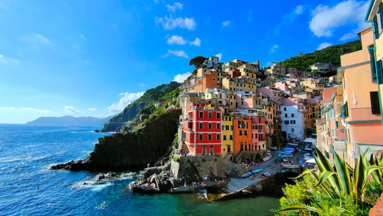 La Casa Delle Pietre Parlanti - Casa In Pietra Ai Piedi Del Parco Delle 5 Terre Biassa Exterior foto